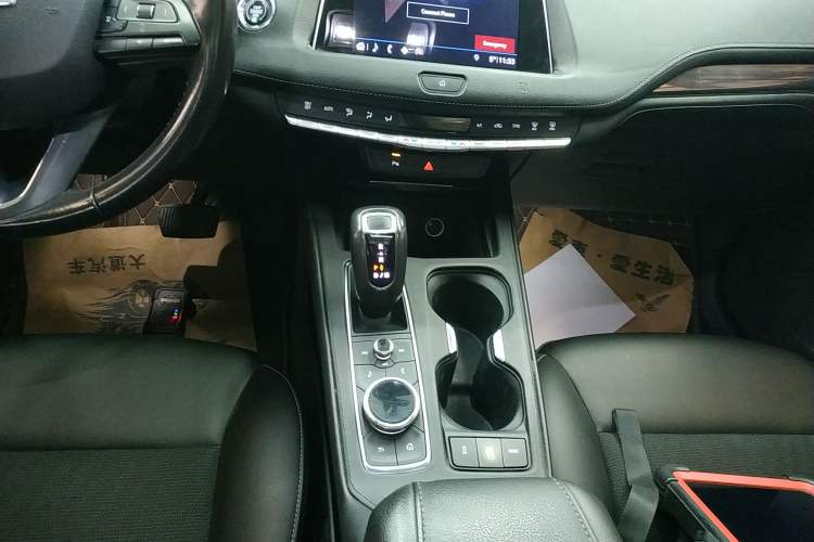 Used Cadillac XT4 2018 28T Two-Wheel Drive Tech Version