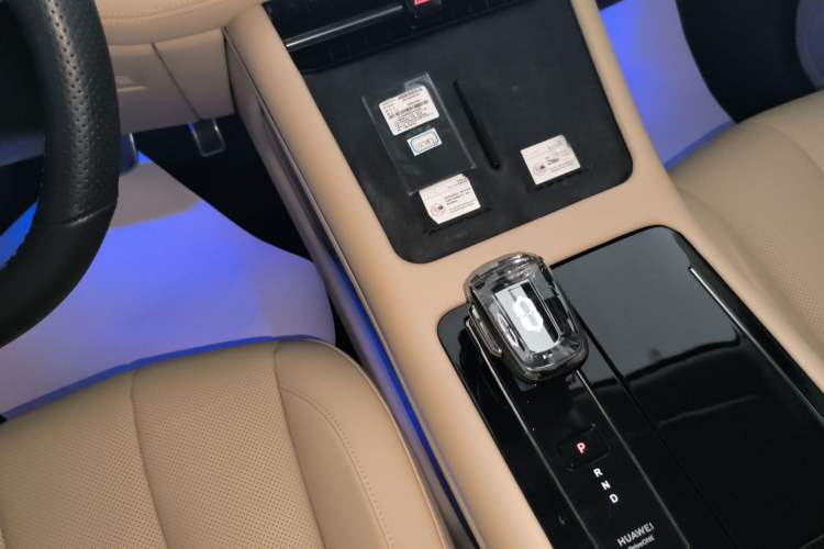 Used Hima AITO M7 2022 1.5T Four-Wheel Drive Luxury Edition
