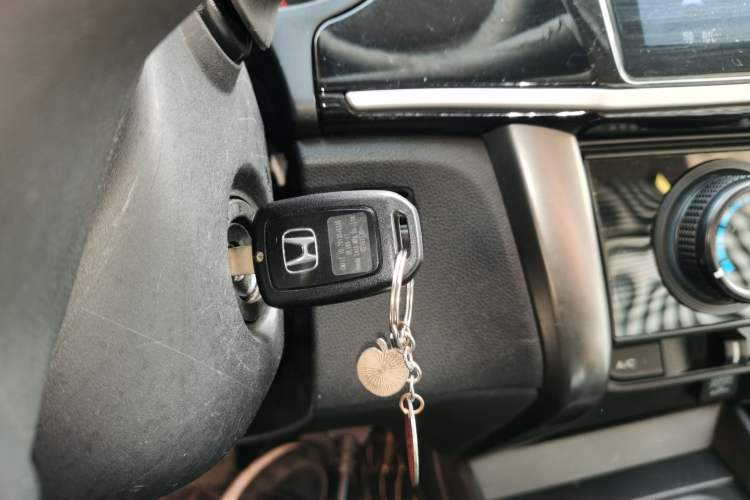 Used Honda Greiz 2016 1.5L CVT Classic Edition
