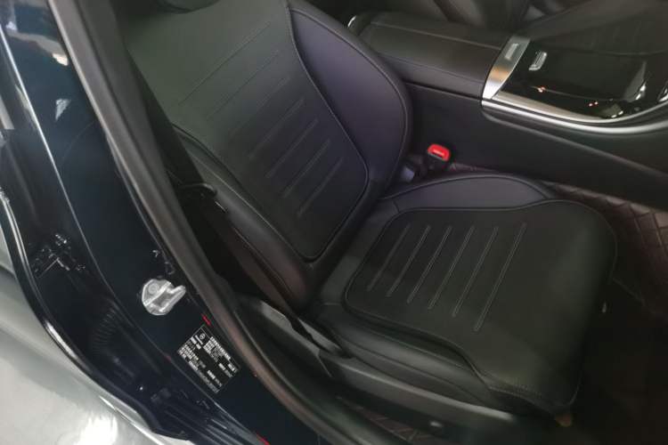 Used Mercedes-Benz C-Class 2023 Second Facelift C 260 L Sport Edition
