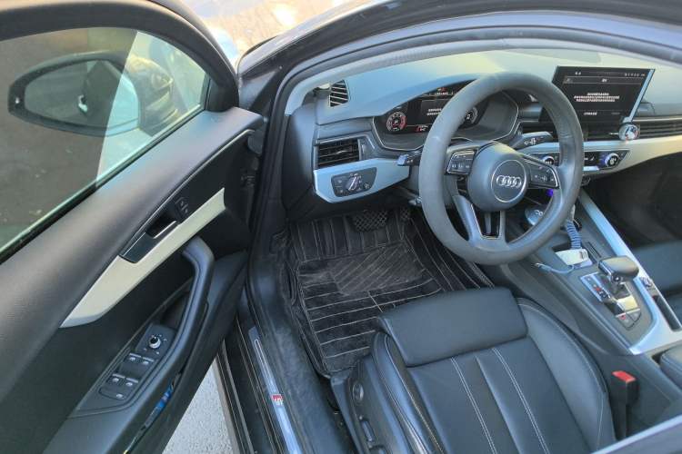 Used Audi A4L 2020 40 TFSI Luxury Dynamic Model