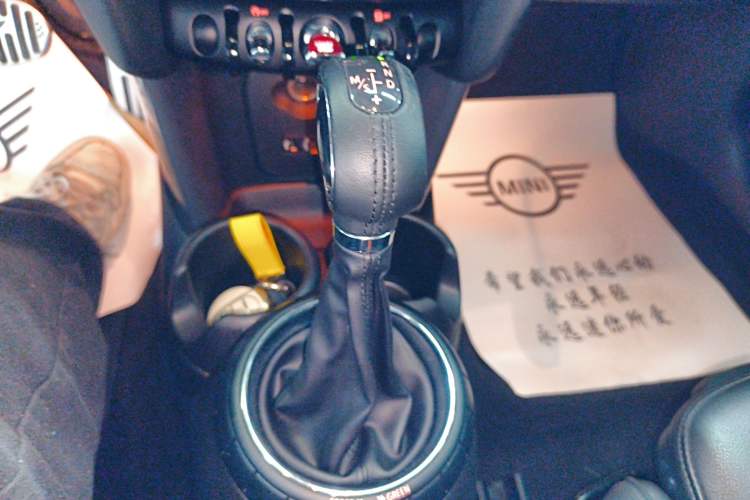 Used  MINI 2016 1.5T COOPER
