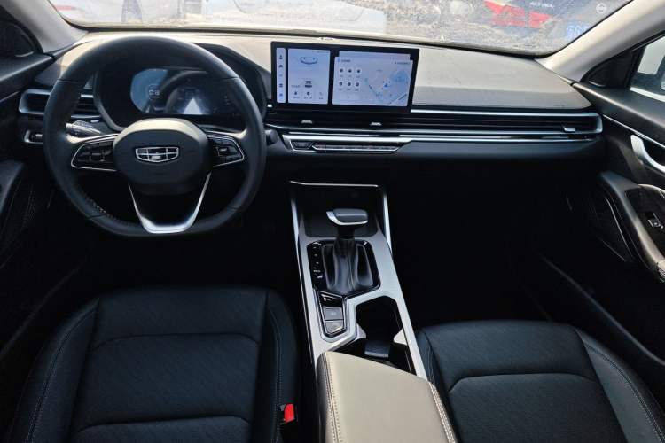 Used Geely Auto Emgrand 2023 4th Generation Champion Edition 1.5L CVT Prestige Model