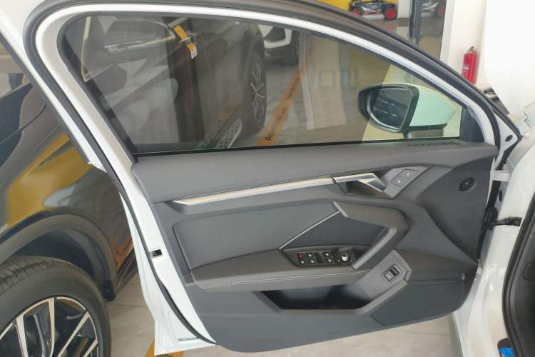 Used Audi A3 2024 Sportback 35 TFSI Fashionable Sports Model
