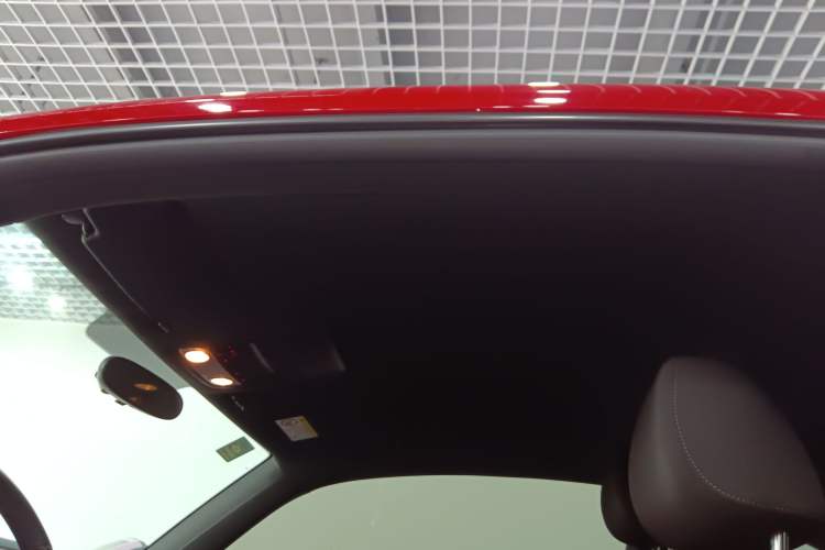 Used Volkswagen Beetle 2018 180TSI Yile Model
