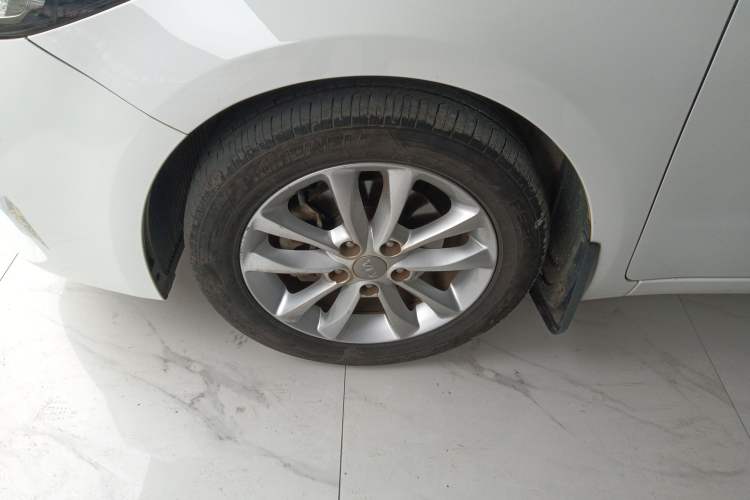 Used Kia K3 2016 1.6L Automatic GLS