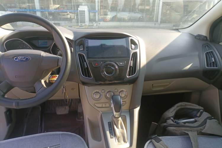 Used Ford Focus 2012 Sedan 1.6L Automatic Comfort Model