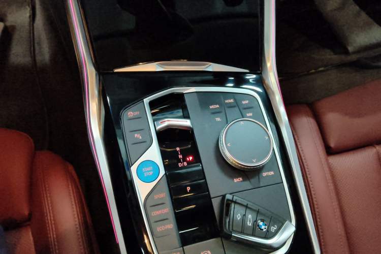 Used BMW i3 2022 eDrive 35 L
