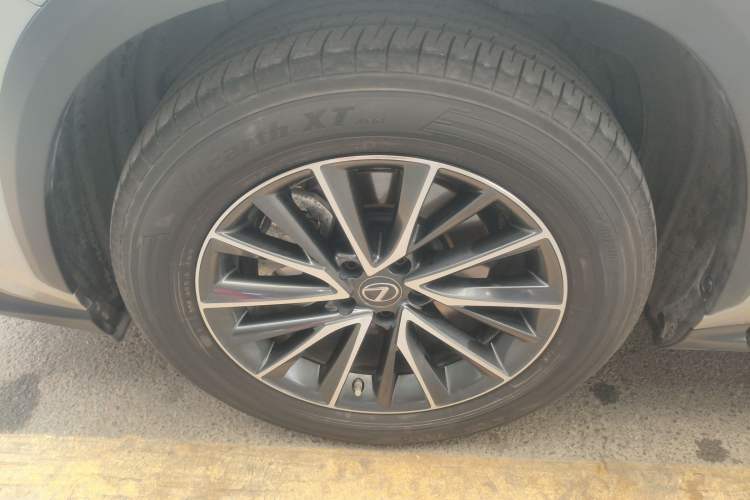Used Lexus NX 2022 350h Front-Wheel-Drive Innovation Edition