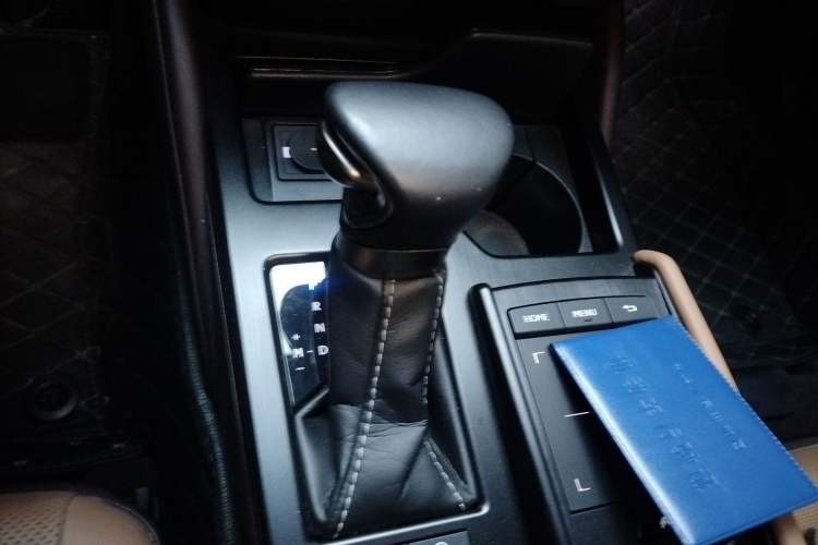 Used Lexus ES 2020 200 Excellence Edition