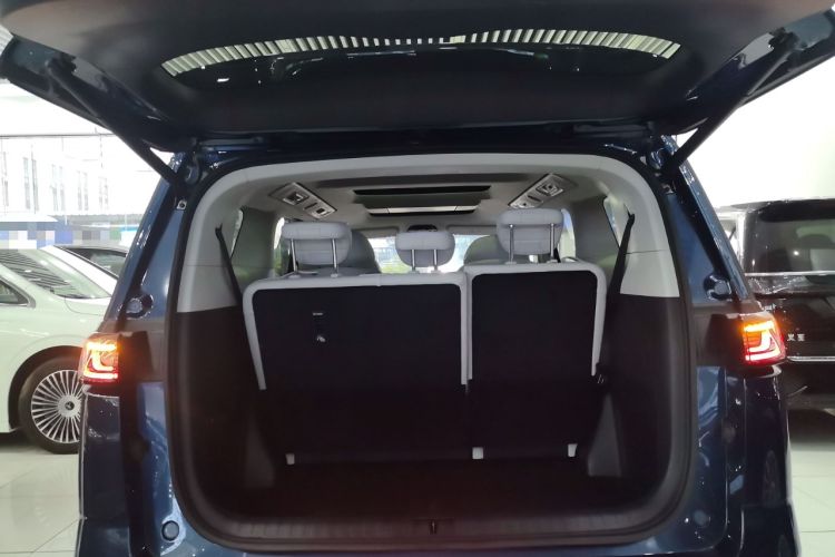 Used VOYAH Dream 2025 PHEV Four-Wheel-Drive Flagship Kunpeng Edition