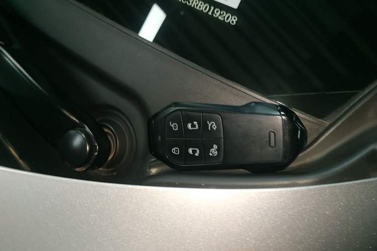 Used XPeng X9 2024 702 Ultra-Long Range Pro