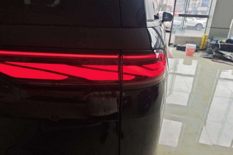 Used BYD Xia 2025 DM-i 1.5T 180km Beyond Edition
