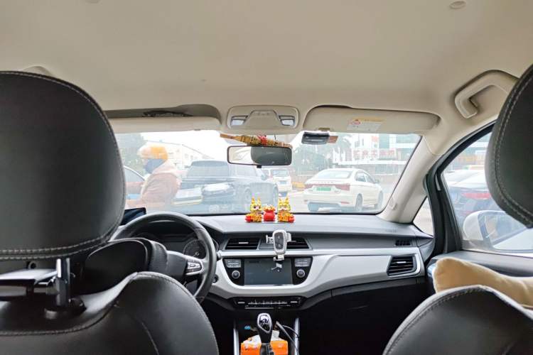 Used Geely Auto Vision X3 2019 Upgraded Model 1.5L CVT Elite Version