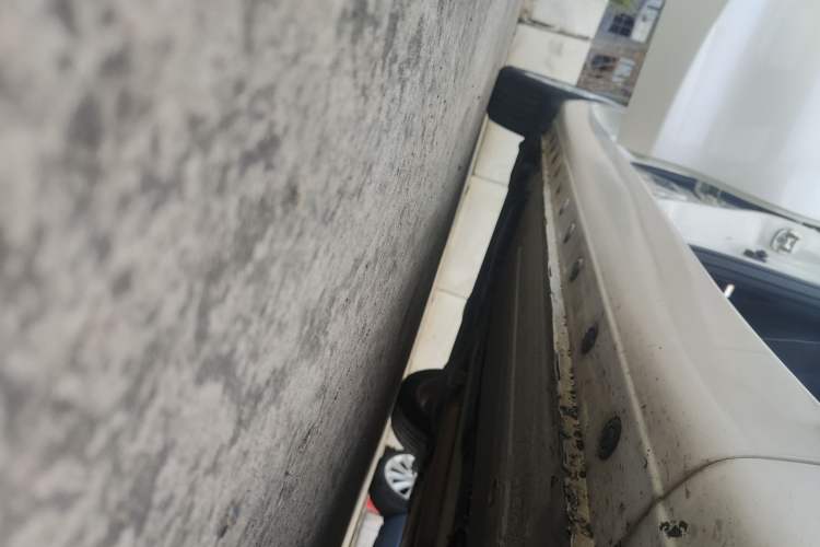 Used Nissan Tiida 2016 1.6L CVT Cool Dynamic Edition