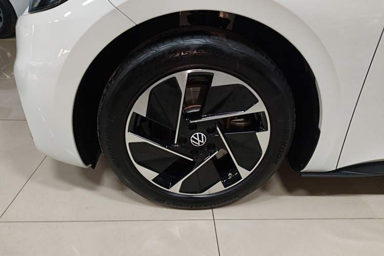 Used Volkswagen ID.3 2025 Smart Edition Outstanding Model
