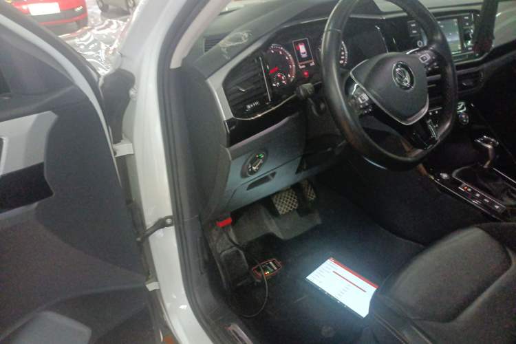 Used Volkswagen Tayron 2019 330TSI Two-Wheel-Drive Luxury Version China V Emission Standard
