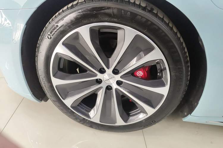 Used Hima Luxeed S7 2025 785 km Ultra
