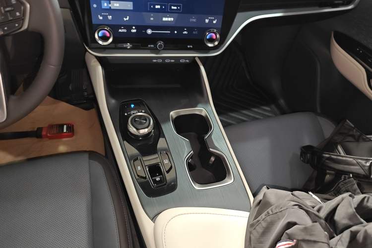 Used Lexus RZ 2023 450e All-Wheel Drive Luxury Edition
