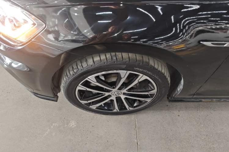 Used Volkswagen Golf 2019 280TSI DSG R-Line China VI Standard
