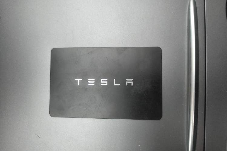 Used Tesla Model Y 2023 Rear-Wheel-Drive Version
