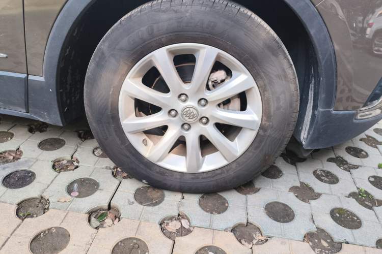 Used Buick Envision 2018 20T Two-Wheel-Drive Elite Model