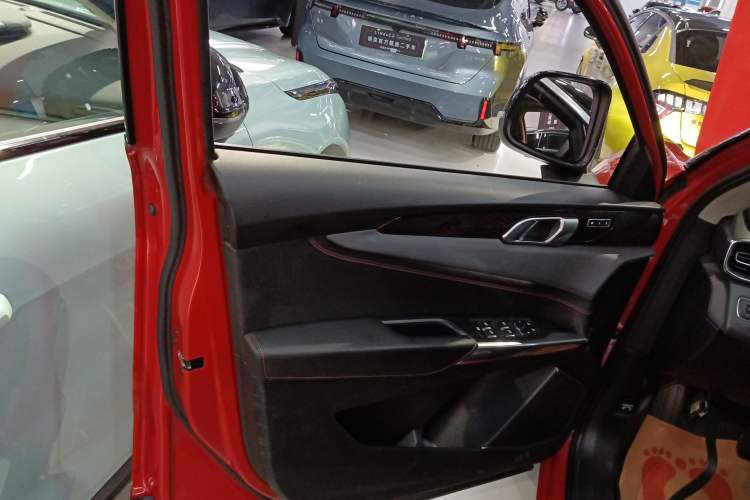 Used Lynk & Co 01 2017 2.0T Four-Wheel Drive Pro Edition
