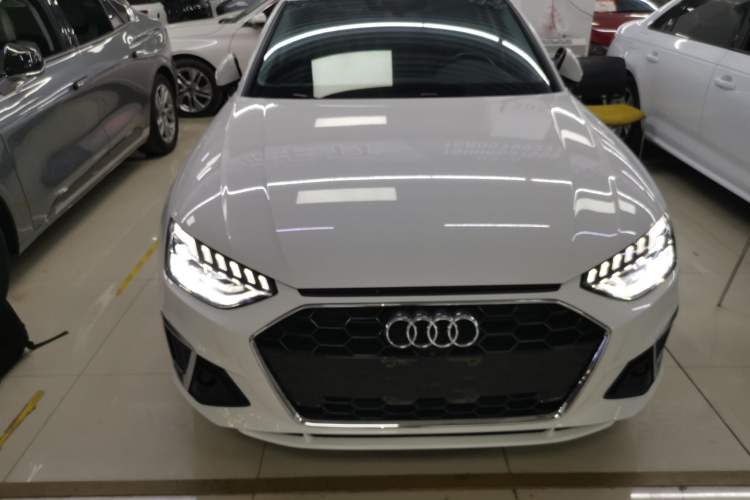 Used Audi A4L 2020 40 TFSI Luxury Dynamic Model
