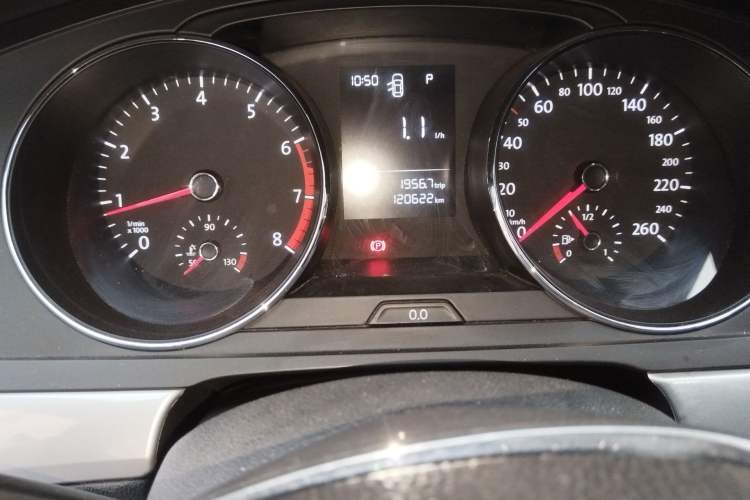 Used Volkswagen Lamando 2015 230TSI DSG Fashion Edition