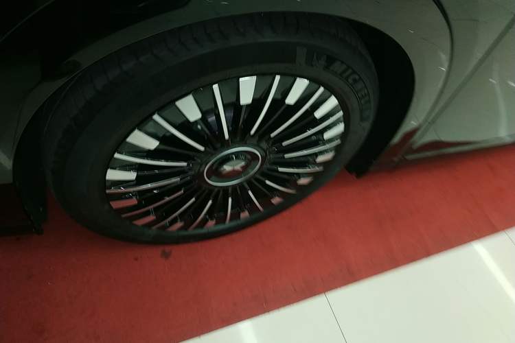 Used XPeng X9 2025 740 Ultra-Long Range Max