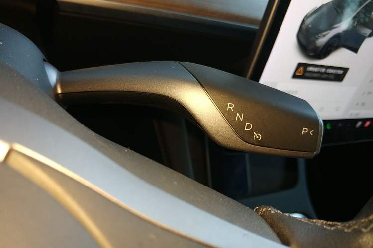 Used Tesla Model Y 2021 Long-Range All-Wheel-Drive Version
