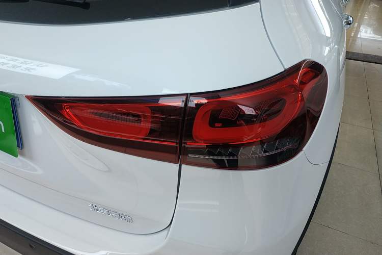 Used Mercedes-Benz GLA 2023 GLA 220
