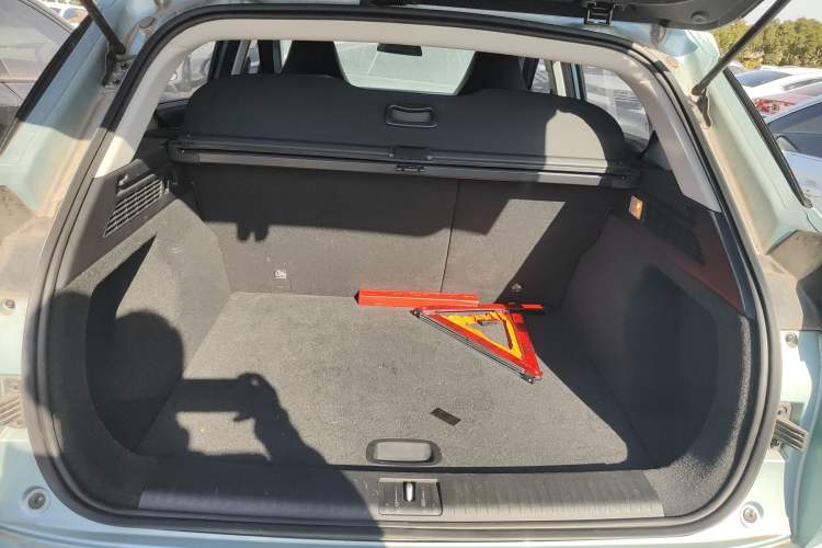 Used NETA U 2022 Pro 400 Comfort Edition