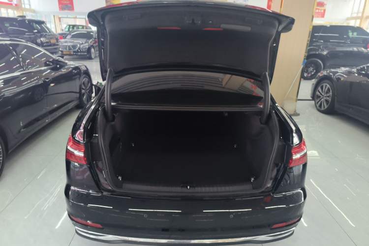 Used Audi A6L 2023 40 TFSI Luxury Prestige Edition
