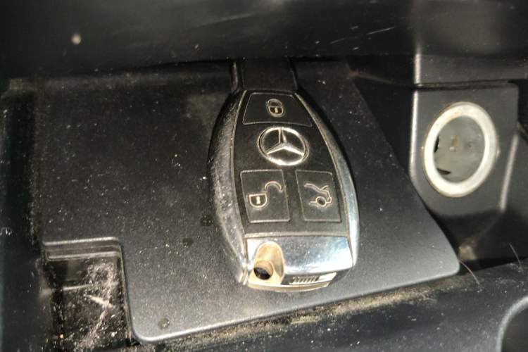 Used Mercedes-Benz GLC Coupe 2017 GLC 260 4MATIC Coupe SUV
