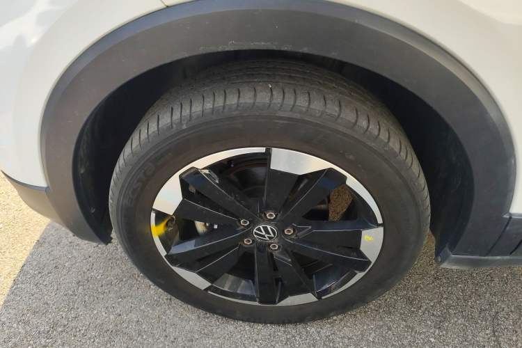 Used Volkswagen Tacqua 2021 200TSI DSG JoyConnect Edition
