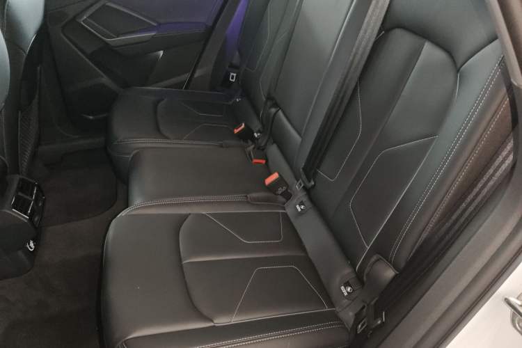 Used Audi Q3 2024 40 TFSI Fashion Dynamic Model
