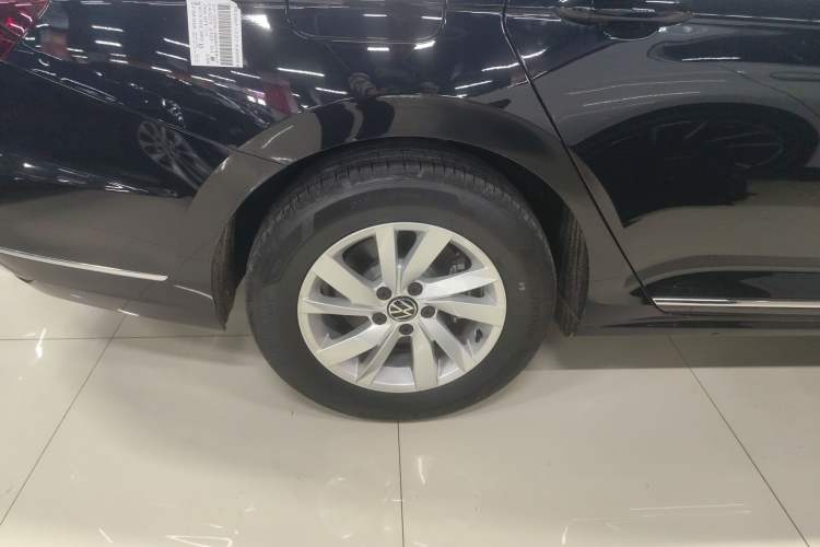 Used Volkswagen Passat New Energy 2025 430 PHEV Hybrid Business Edition
