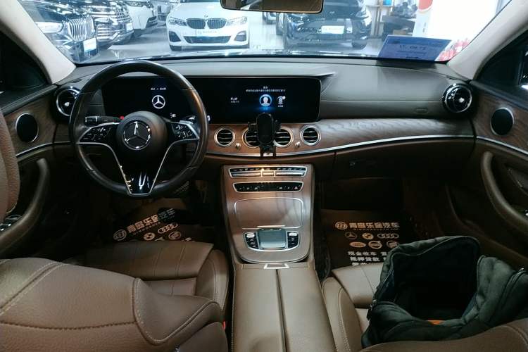 Used Mercedes-Benz E-Class 2023 Facelift E 260 L