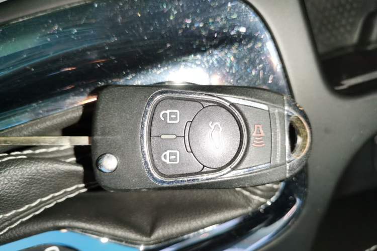 Used Buick Regal 2015 1.6T Leading Technology Model
