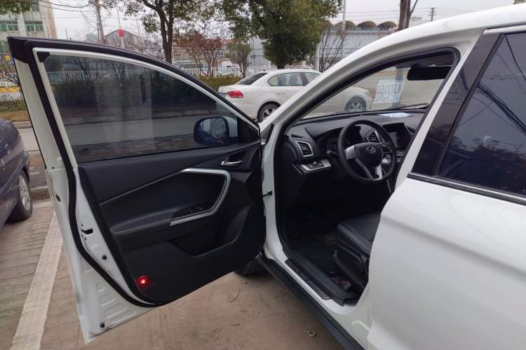 Used HYOSOW S6 2016 1.5T Manual Fashion Model
