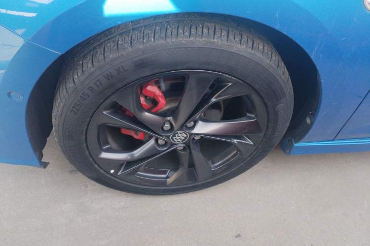 Used Buick Verano 2016 Hatchback GS 20T Dual-Clutch Passionate Sporty Model
