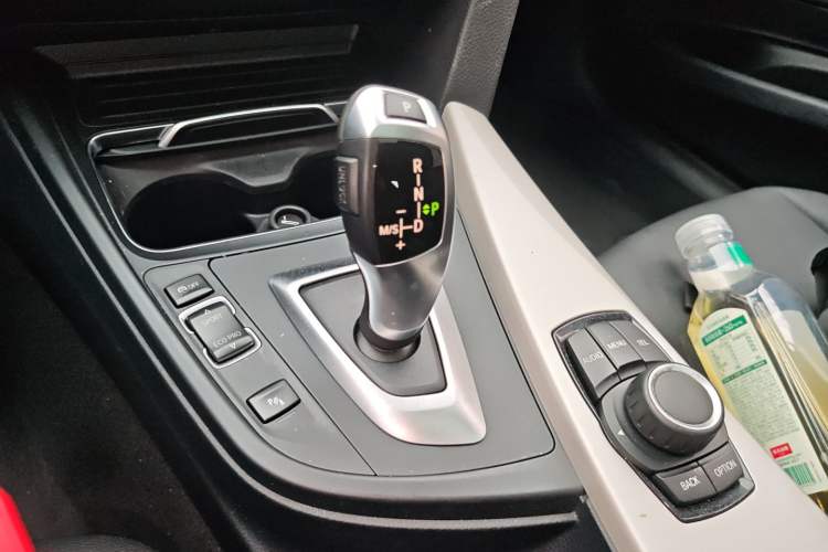 Used BMW 3 Series GT 2017 320i Sport Edition
