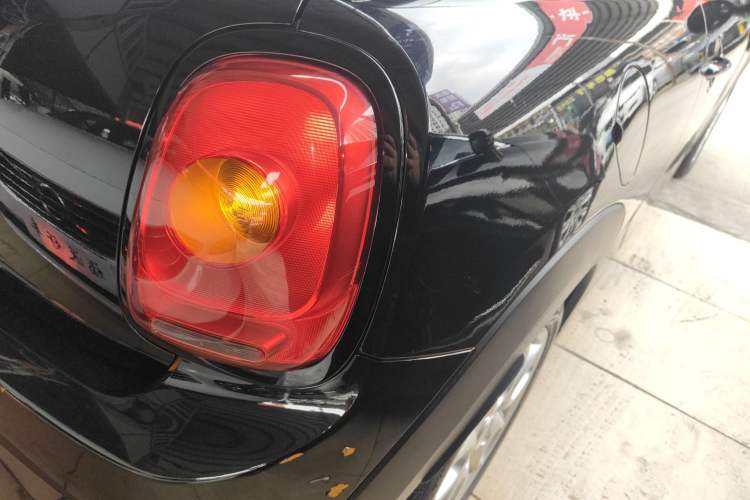 Used MINI MINI 2014 1.5T COOPER Fun
