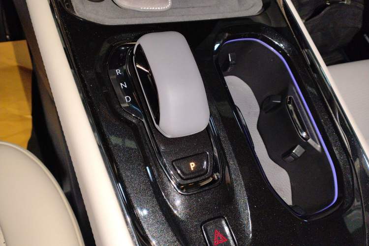 Used Zeekr 009 2024 7-Seater Aisle Version 108 kWh
