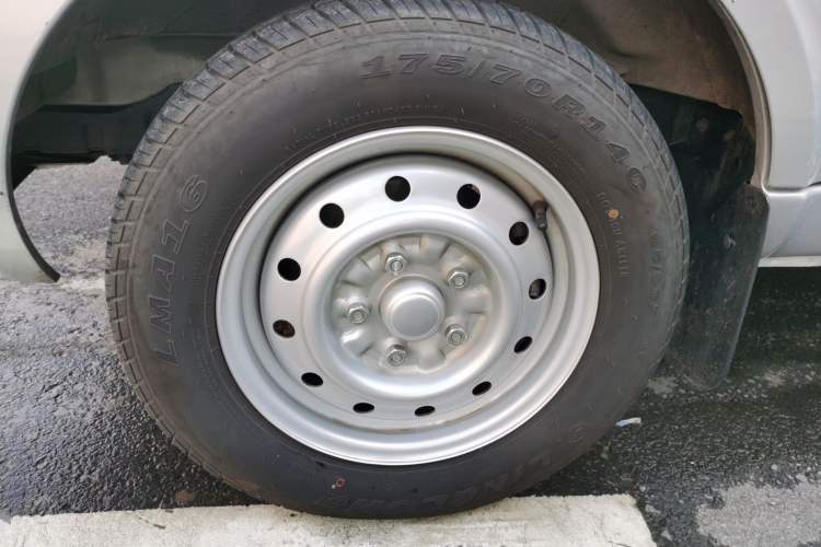 Used Wuling Rongguang 2021 1.5L Extended Standard Version with Air Conditioning – L3C
