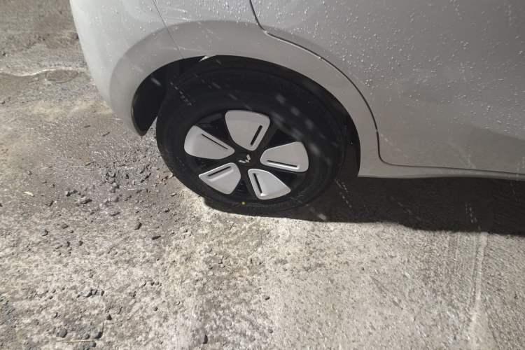 Used Wuling Hongguang MINIEV 2025 Four-Door Version Advanced Edition
