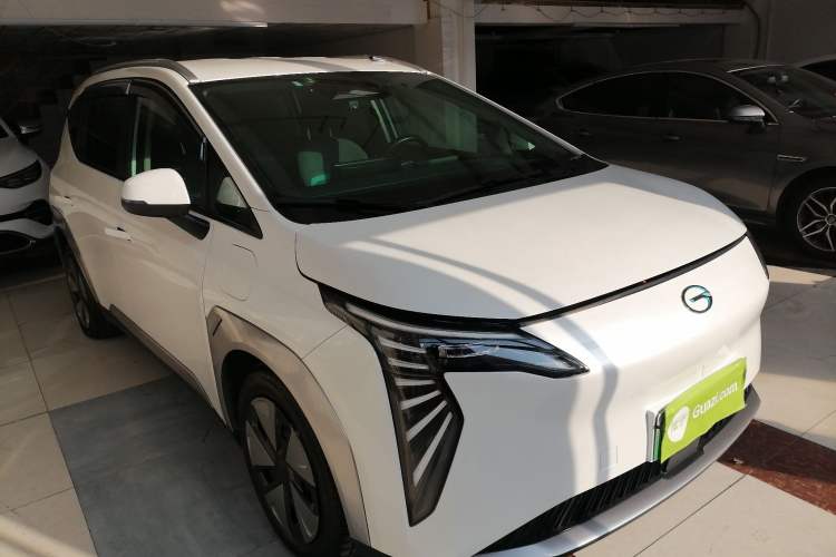 Used AION Y 2023 Younger