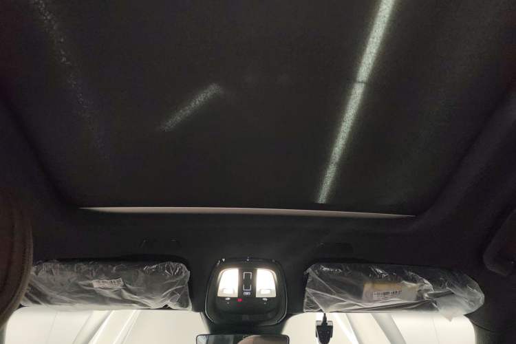 Used Volvo XC60 New Energy 2025 Plug-in Hybrid Long-Range All-Wheel Drive Smart & Luxurious Edition