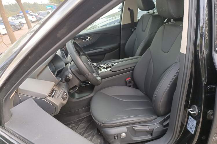 Used Hongqi E-QM5 2023 Revised Version Basic Travel Edition